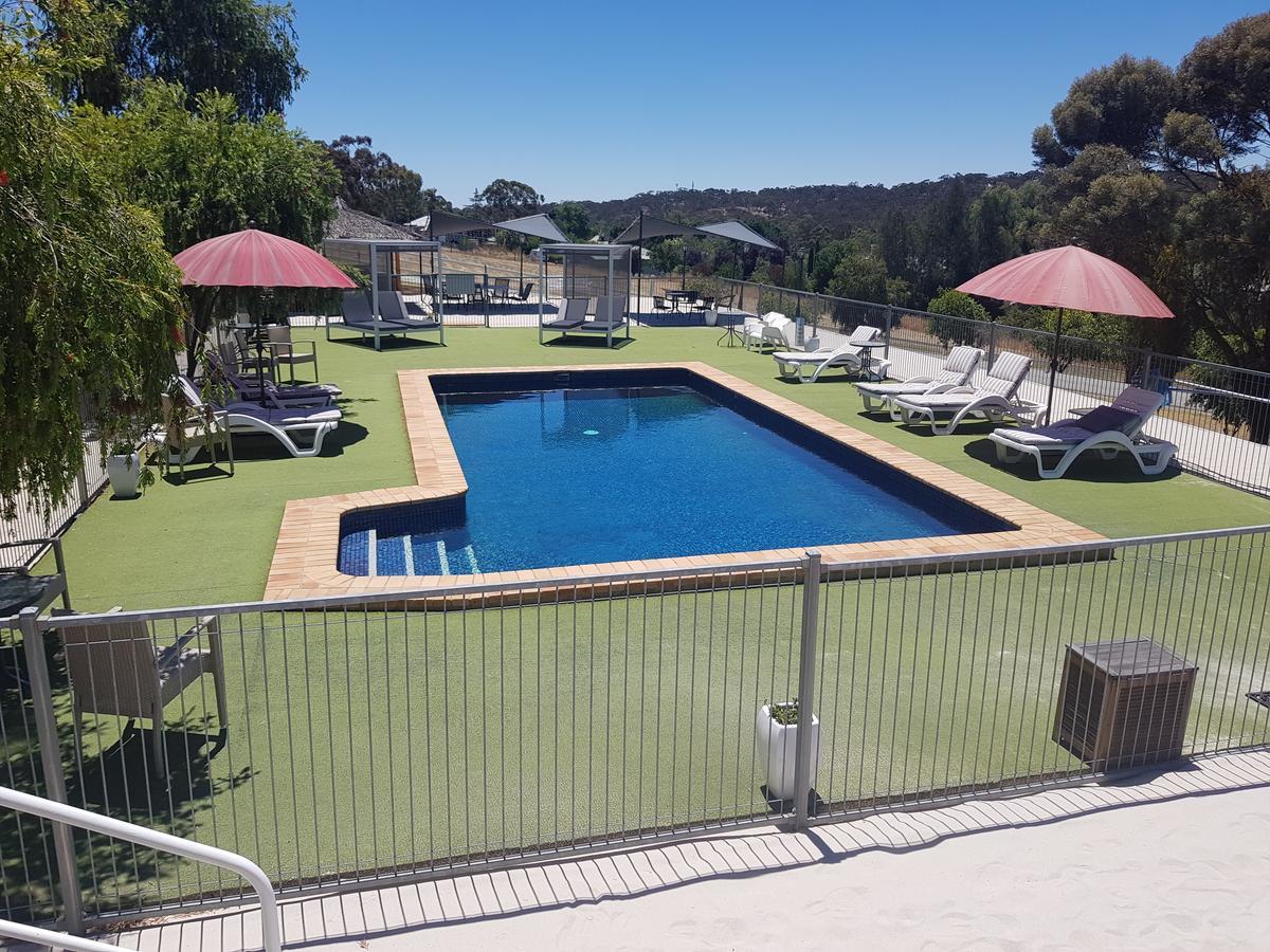 Clare Valley Motel Экстерьер фото